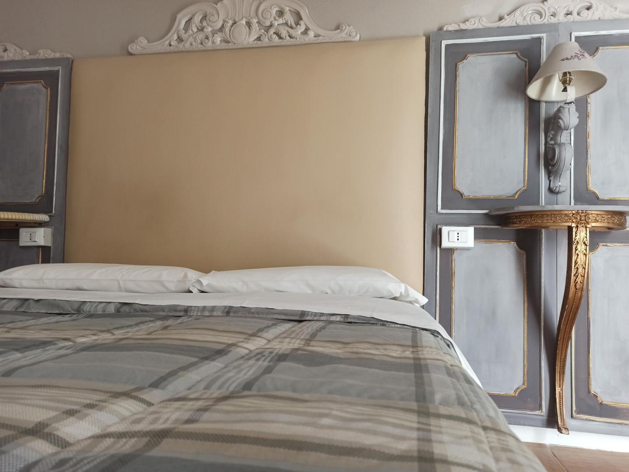 Bed and Breakfast Cascina La Castagnara Oriolo  Habitación foto
